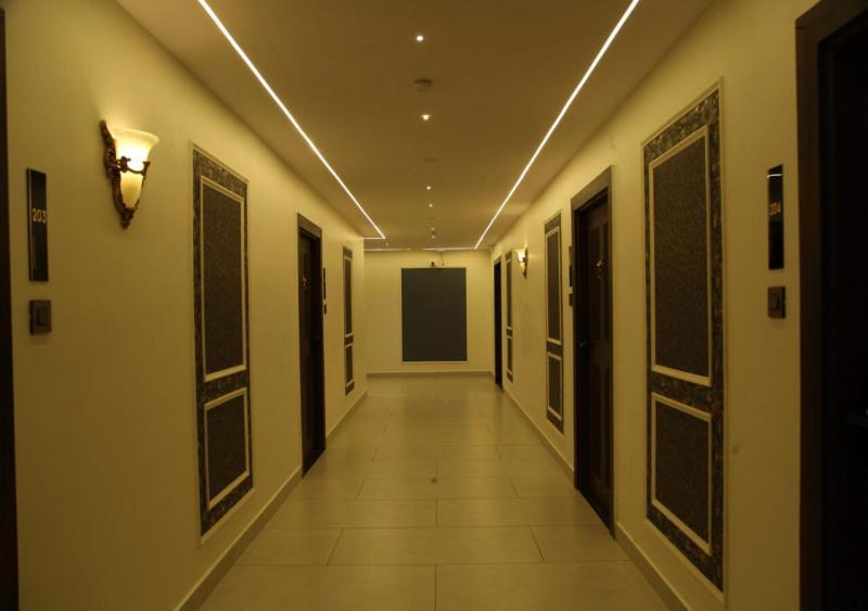 Dakshin Suites Srikakulam ภายนอก รูปภาพ