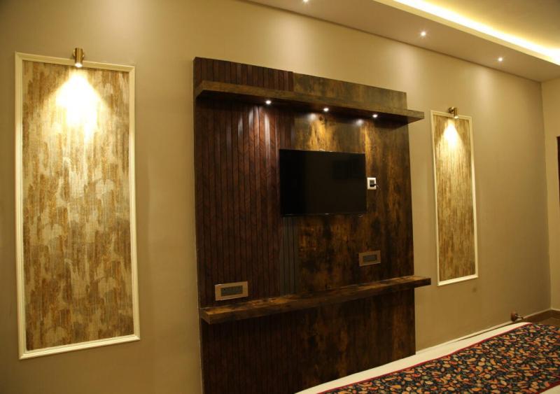 Dakshin Suites Srikakulam ภายนอก รูปภาพ