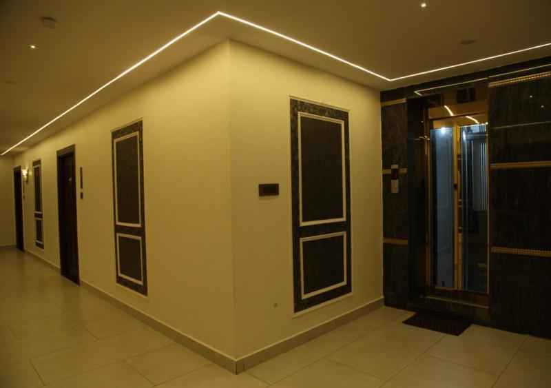 Dakshin Suites Srikakulam ภายนอก รูปภาพ