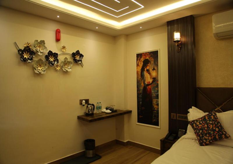 Dakshin Suites Srikakulam ภายนอก รูปภาพ